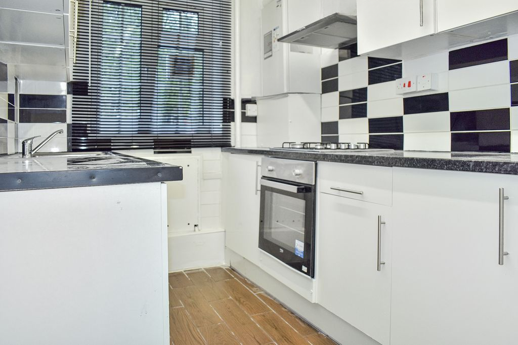 Квартира в Лондоне, Великобритания, 74 м² - фото 2