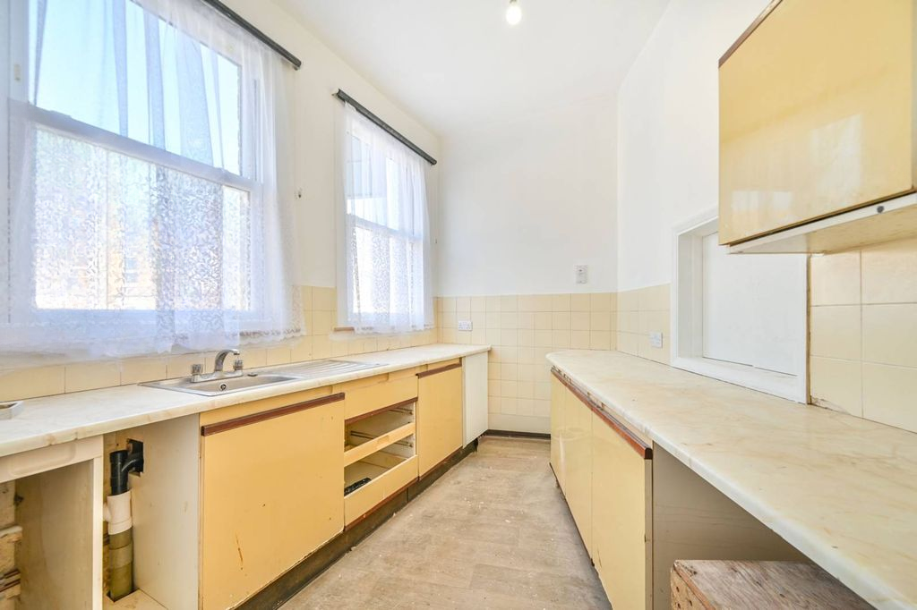 Квартира в Лондоне, Великобритания, 50 м² - фото 2