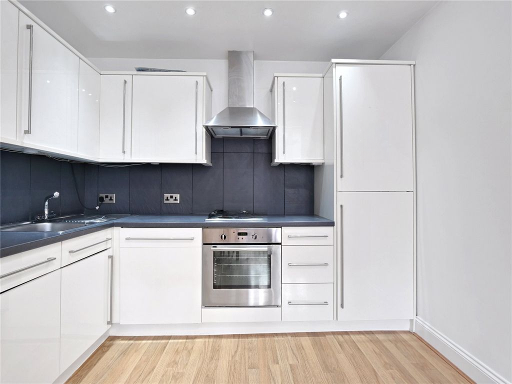 Квартира в Лондоне, Великобритания, 40 м² - фото 2