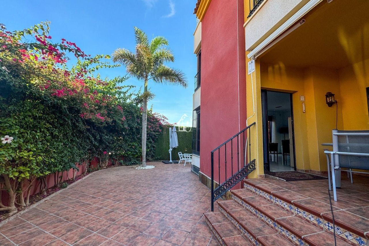 Апартаменты в Ориуэла Коста, Испания, 120 м² - фото 1