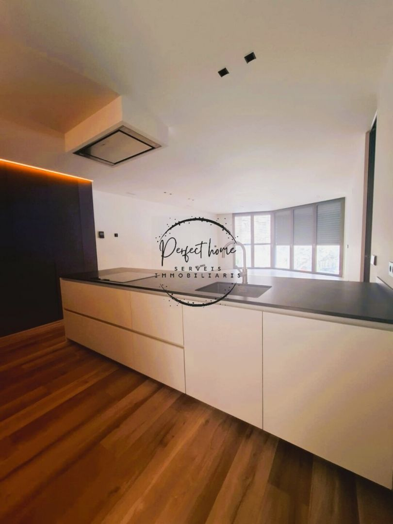 Квартира в Андорра-ла-Велье, Андорра, 91 м² - фото 2