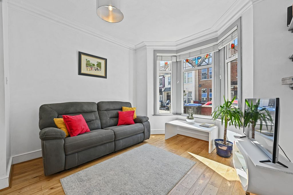 Квартира в Лондоне, Великобритания, 47 м² - фото 2