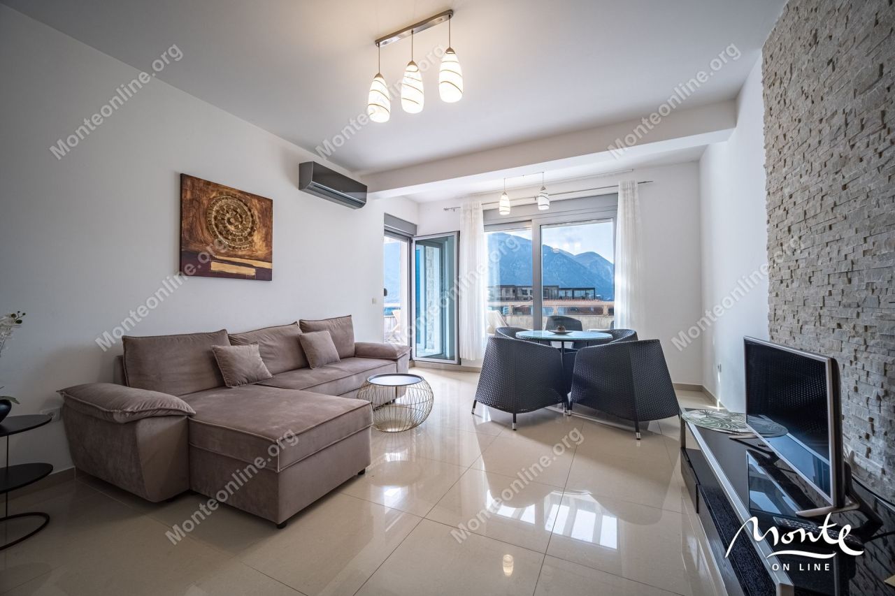 Апартаменты в Доброте, Черногория, 56 м² - фото 3