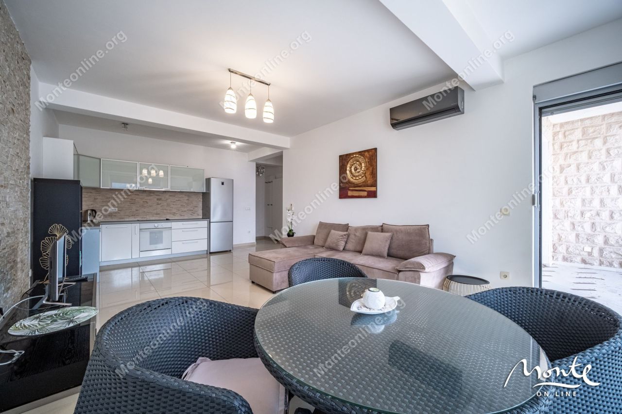 Апартаменты в Доброте, Черногория, 56 м² - фото 8