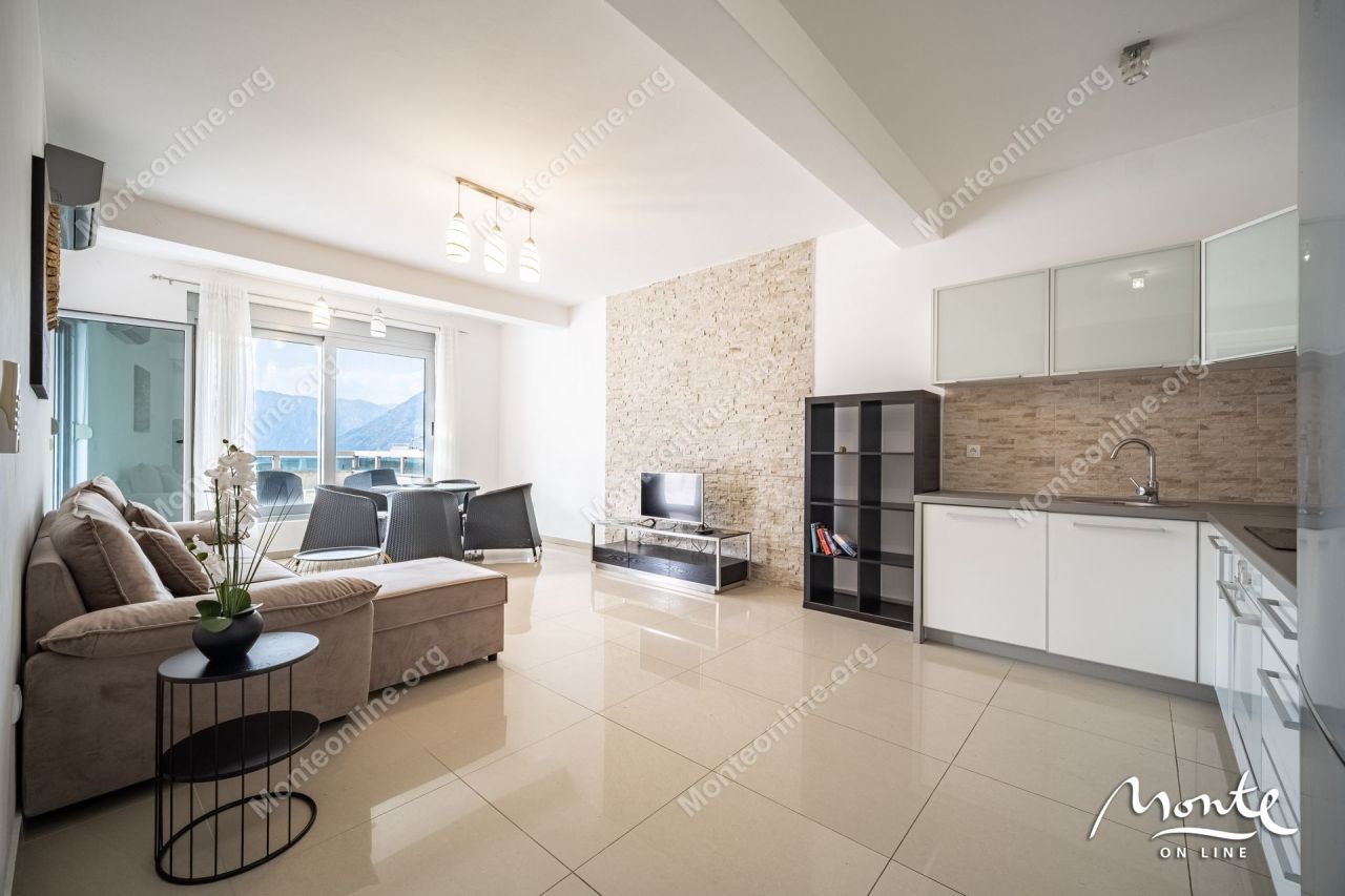 Апартаменты в Доброте, Черногория, 56 м² - фото 12