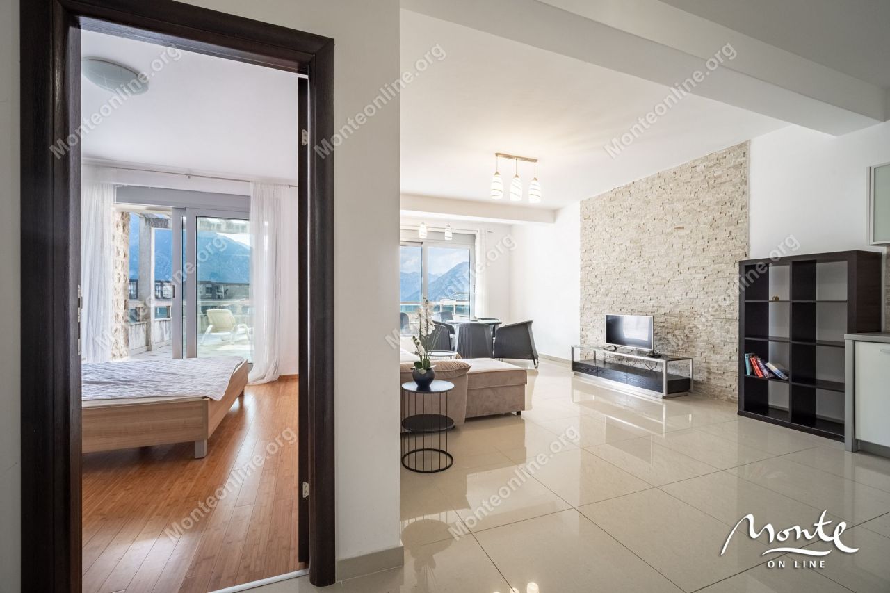 Апартаменты в Доброте, Черногория, 56 м² - фото 14