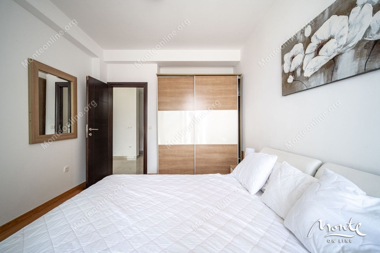 Апартаменты в Доброте, Черногория, 56 м² - фото 16