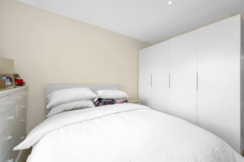 Квартира в Лондоне, Великобритания, 61 м² - фото 2