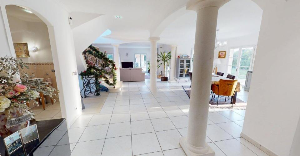 Квартира в Женеве, Швейцария, 365 м² - фото 3