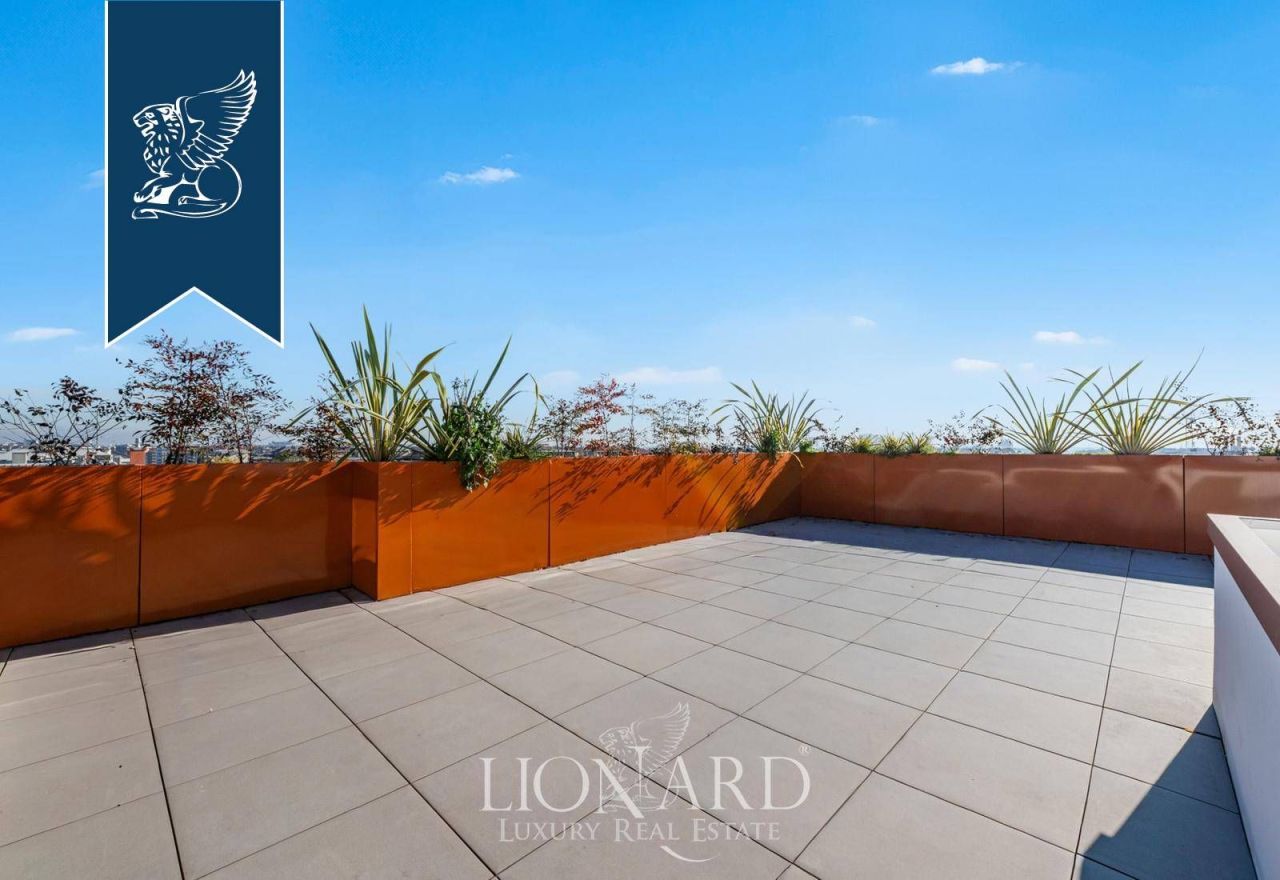 Апартаменты в Милане, Италия, 130 м² - фото 1