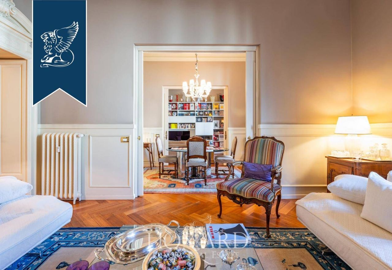 Апартаменты в Милане, Италия, 210 м² - фото 5