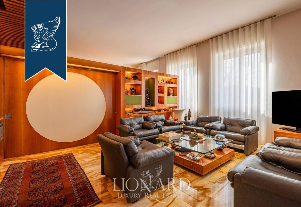 Апартаменты в Милане, Италия, 260 м² - фото 5