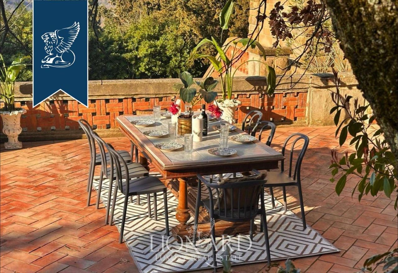 Вилла в Ареццо, Италия, 1 000 м² - фото 6