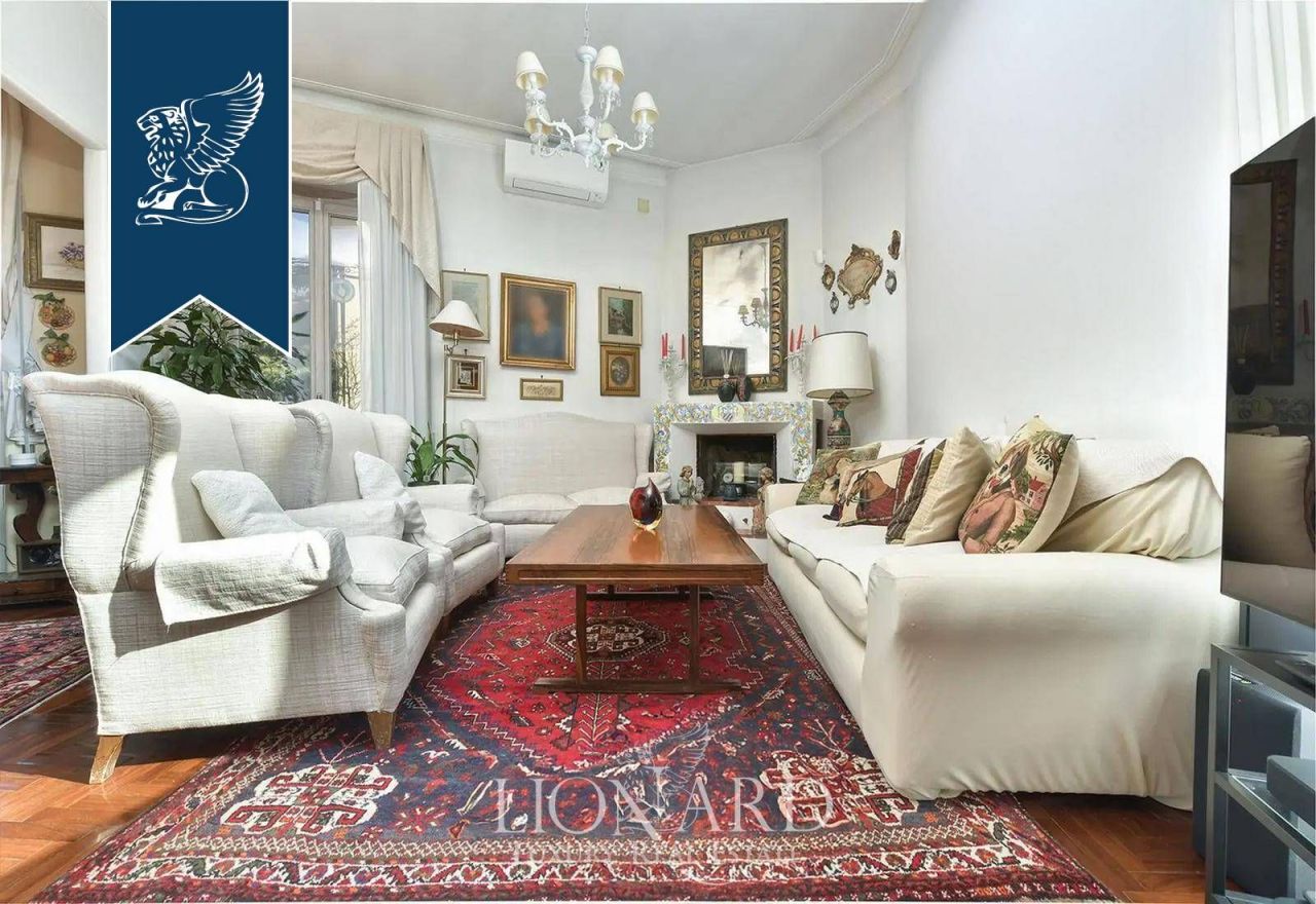 Апартаменты в Риме, Италия, 200 м² - фото 6