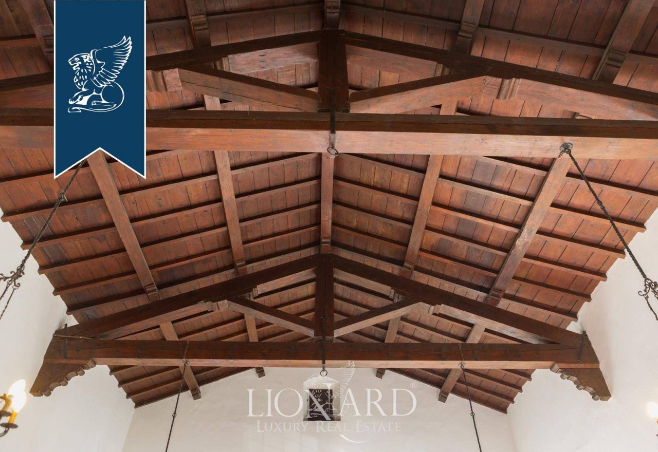 Отель, гостиница в Ареццо, Италия, 1 000 м² - фото 11