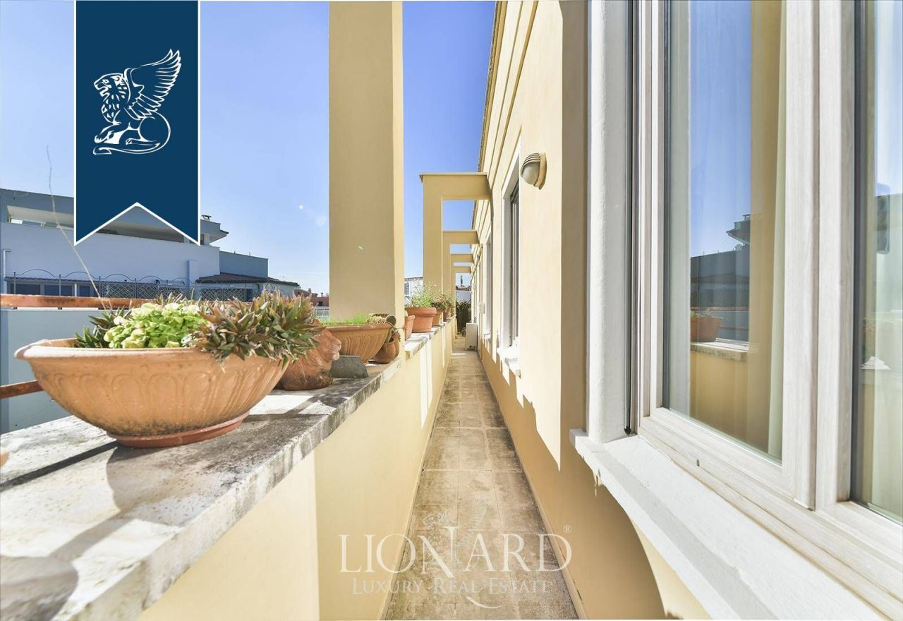 Апартаменты в Риме, Италия, 200 м² - фото 11