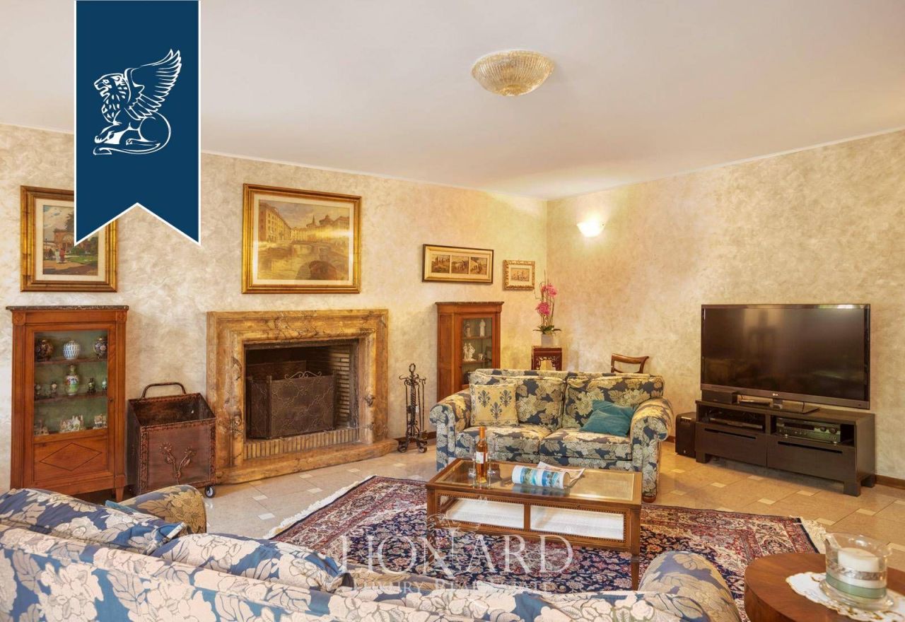 Вилла в Пьяченце, Италия, 1 000 м² - фото 16