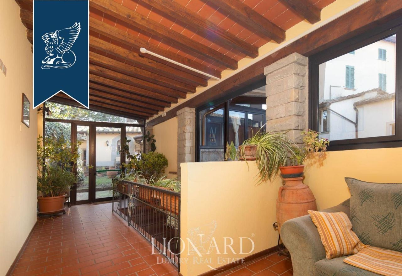 Отель, гостиница в Ареццо, Италия, 1 000 м² - фото 16