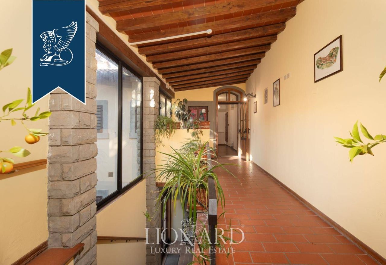 Отель, гостиница в Ареццо, Италия, 1 000 м² - фото 17