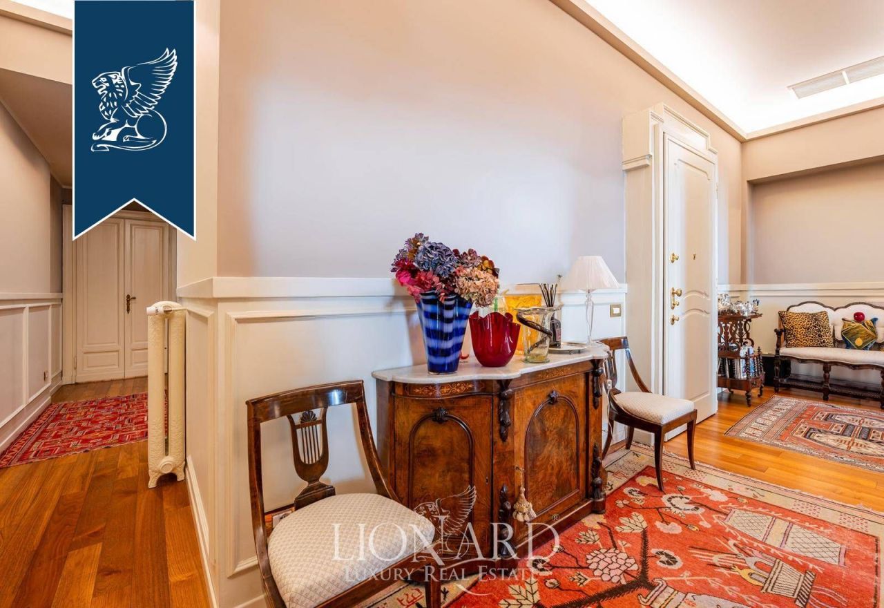 Апартаменты в Милане, Италия, 210 м² - фото 18