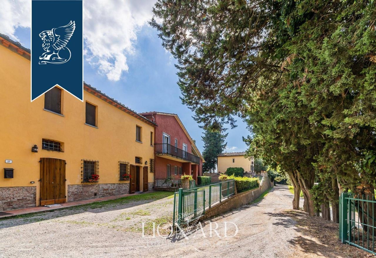 Ферма во Флоренции, Италия, 3 000 м² - фото 18