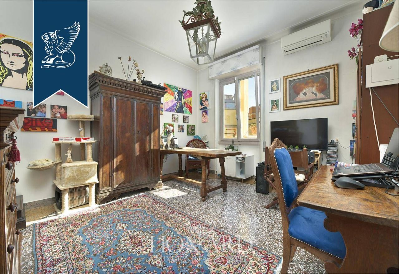 Апартаменты в Риме, Италия, 200 м² - фото 19