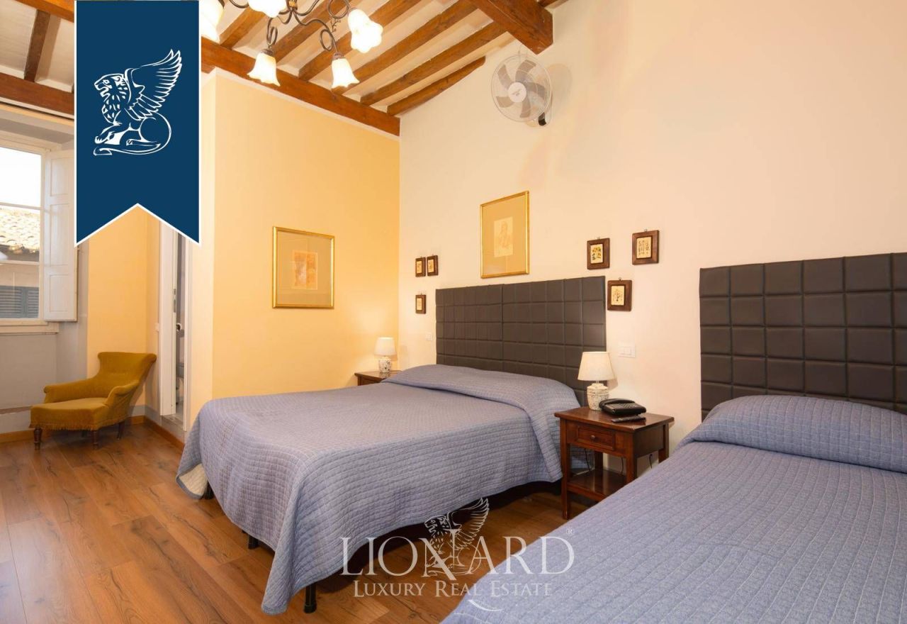 Отель, гостиница в Ареццо, Италия, 1 000 м² - фото 19