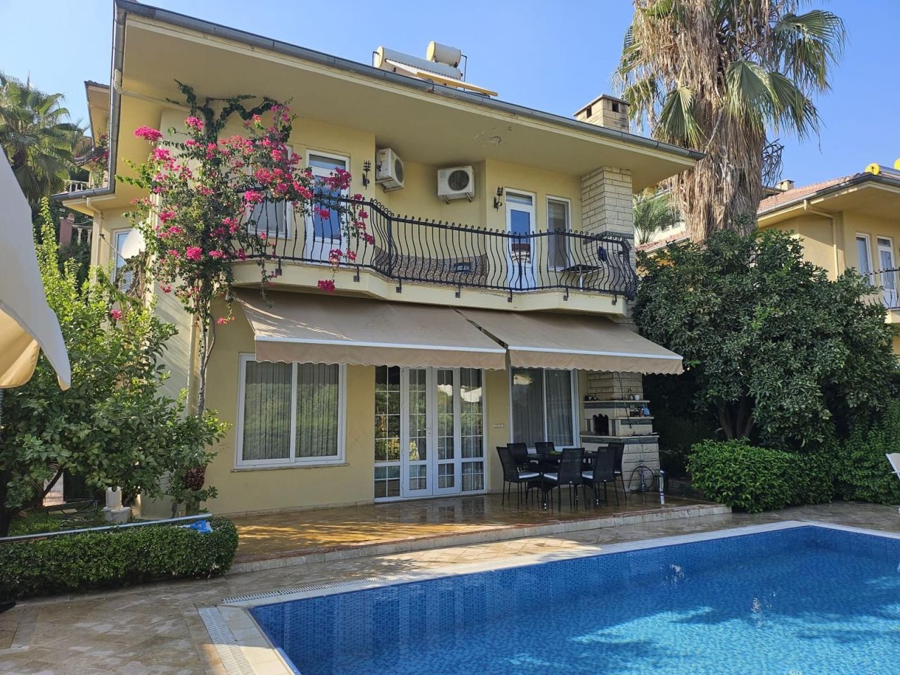 Вилла в Алании, Турция, 200 м² - фото 1