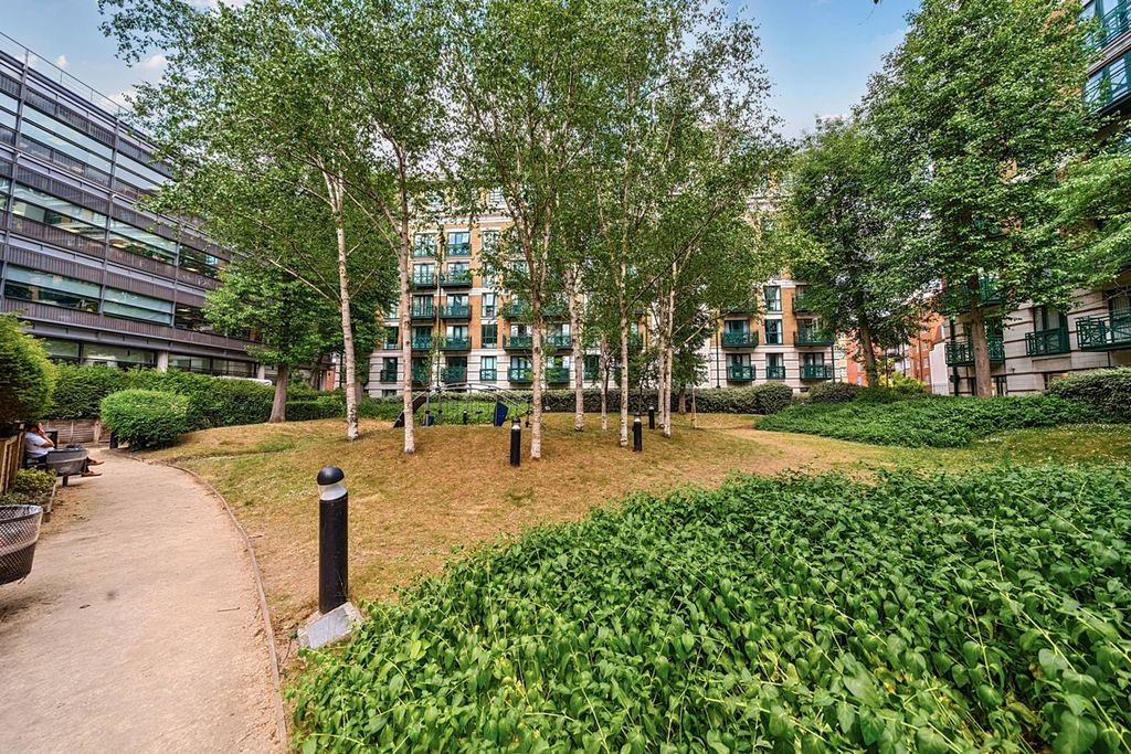 Квартира в Лондоне, Великобритания, 31 м² - фото 5