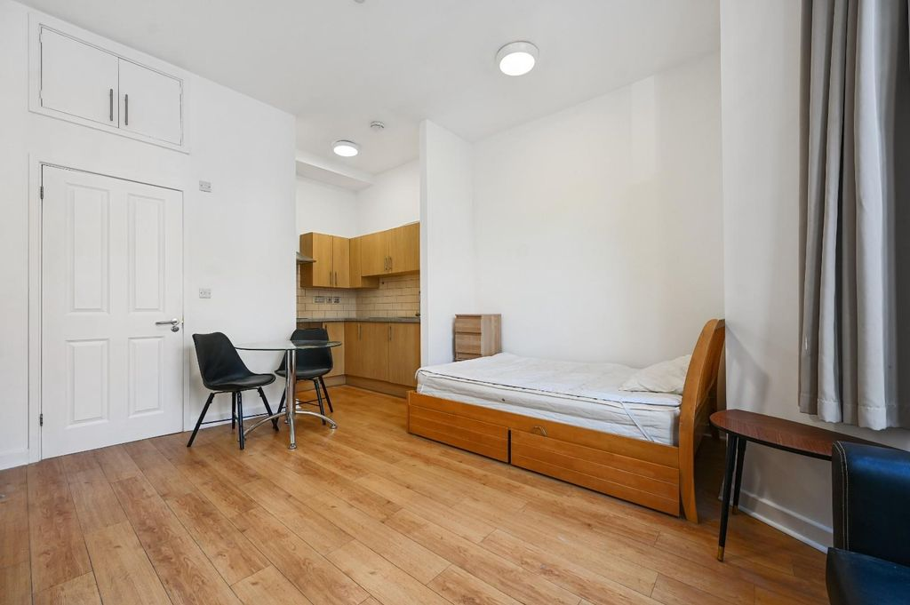 Квартира в Лондоне, Великобритания, 23 м² - фото 5