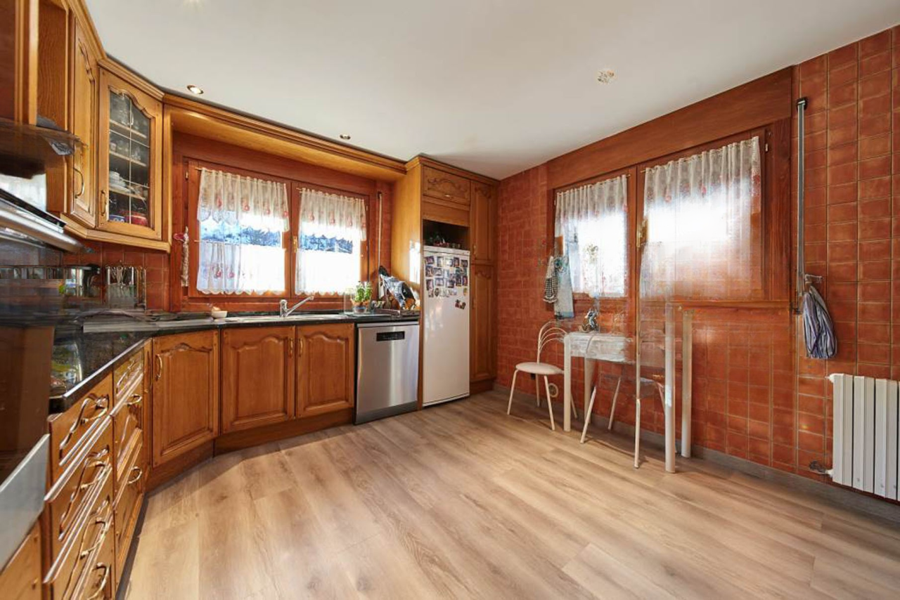 Квартира в Пали, Андорра, 240 м² - фото 7