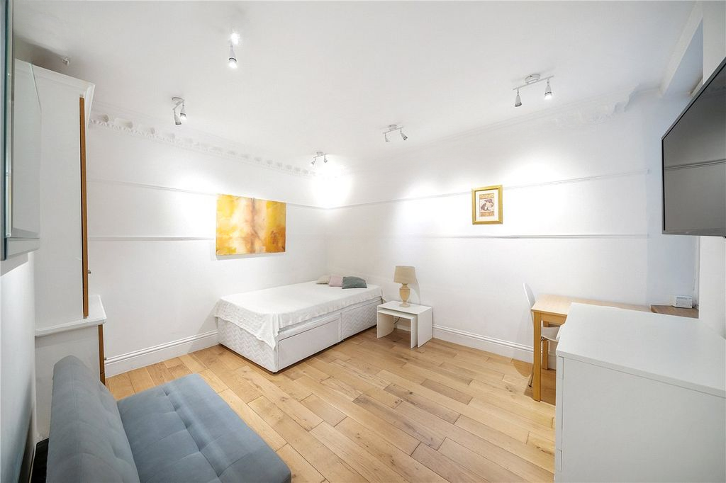 Квартира в Лондоне, Великобритания, 25 м² - фото 7