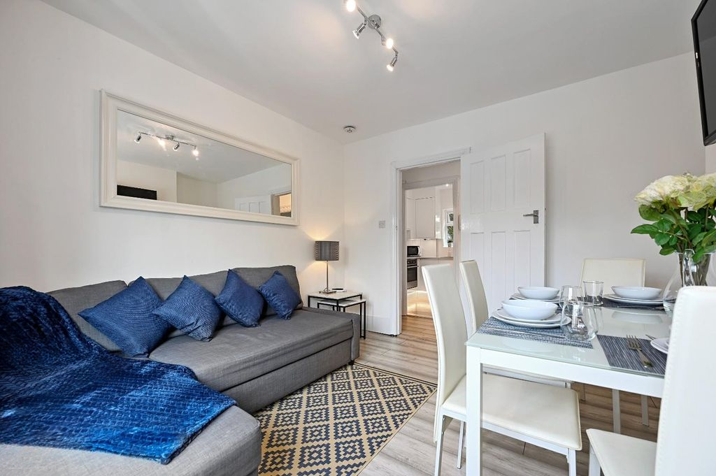 Квартира в Лондоне, Великобритания, 61 м² - фото 8