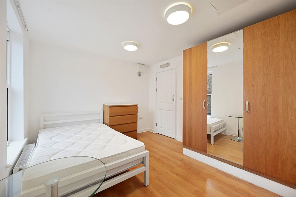 Квартира в Лондоне, Великобритания, 19 м² - фото 8