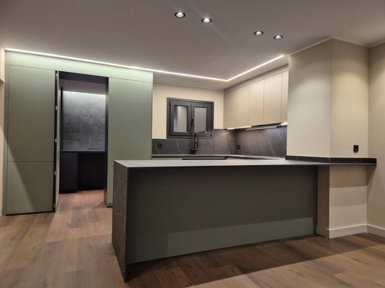 Квартира в Эскальдесе, Андорра, 152 м² - фото 8