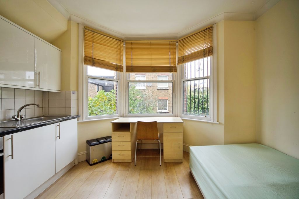 Квартира в Лондоне, Великобритания, 20 м² - фото 8