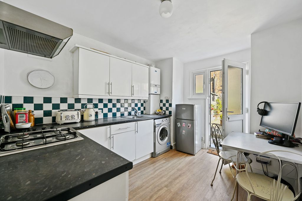 Квартира в Лондоне, Великобритания, 47 м² - фото 9