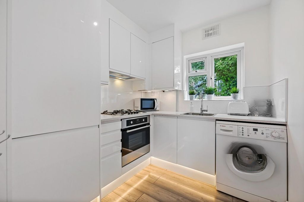 Квартира в Лондоне, Великобритания, 61 м² - фото 9