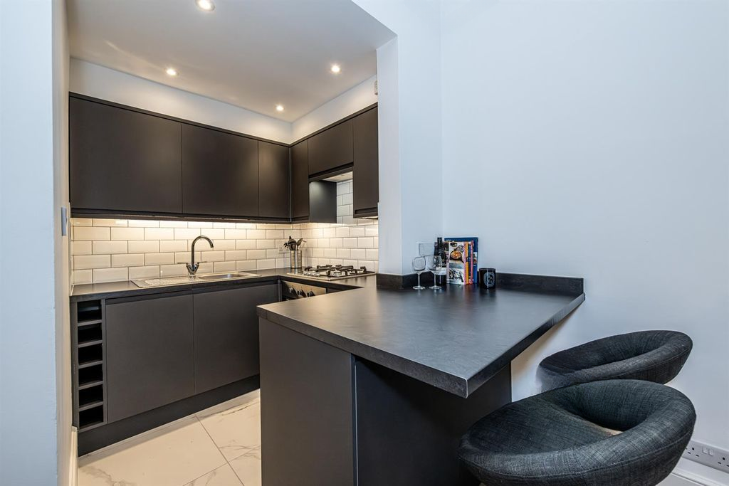 Квартира в Лондоне, Великобритания, 32 м² - фото 9