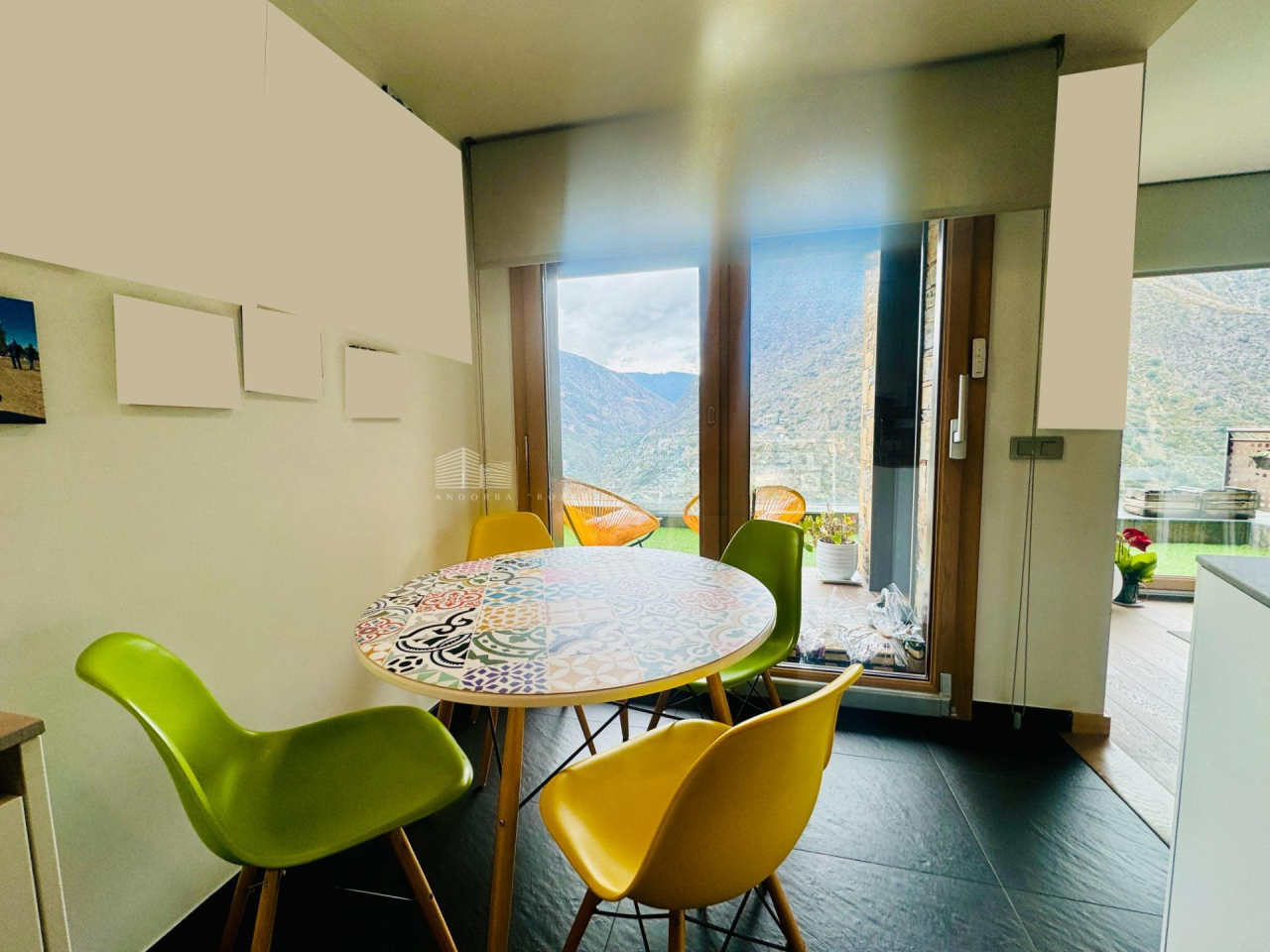 Квартира в Эскальдесе, Андорра, 144 м² - фото 10