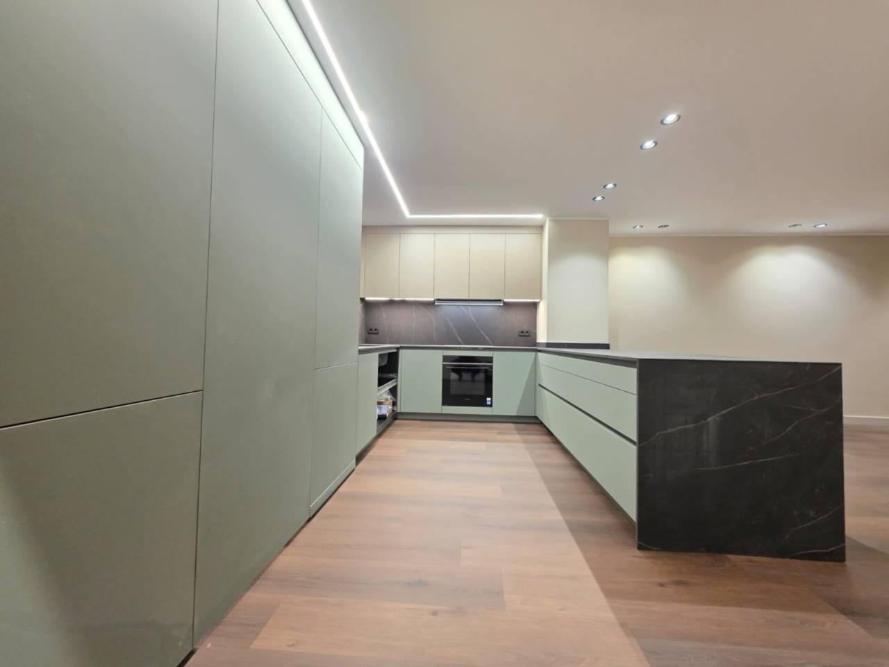 Квартира в Эскальдесе, Андорра, 152 м² - фото 10