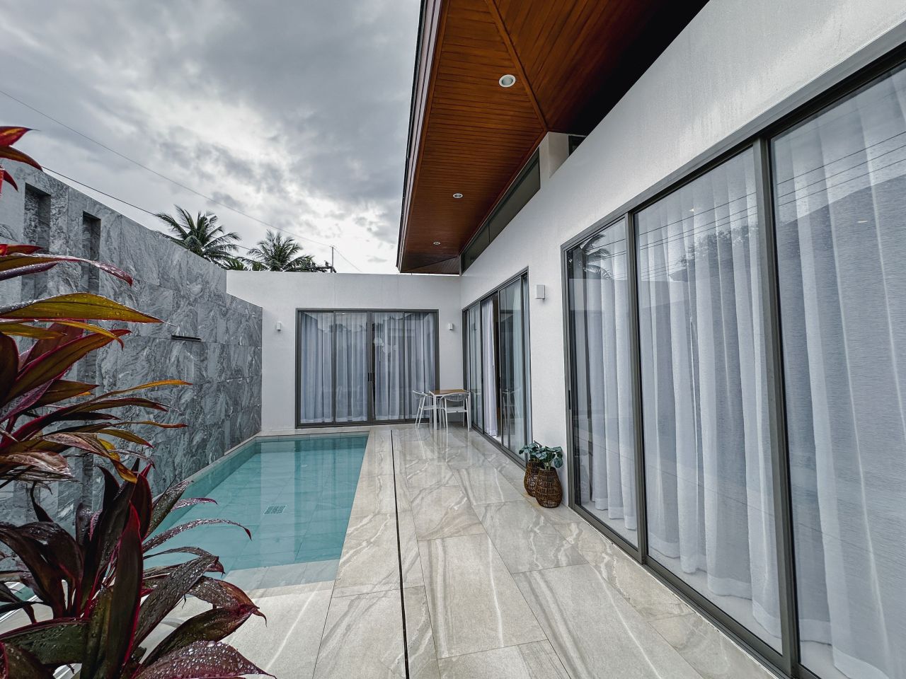 Вилла на пляже Банг Тао, Таиланд, 94 м² - фото 2