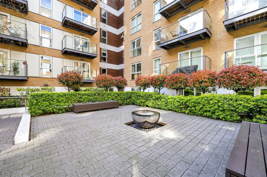 Квартира в Лондоне, Великобритания, 61 м² - фото 11