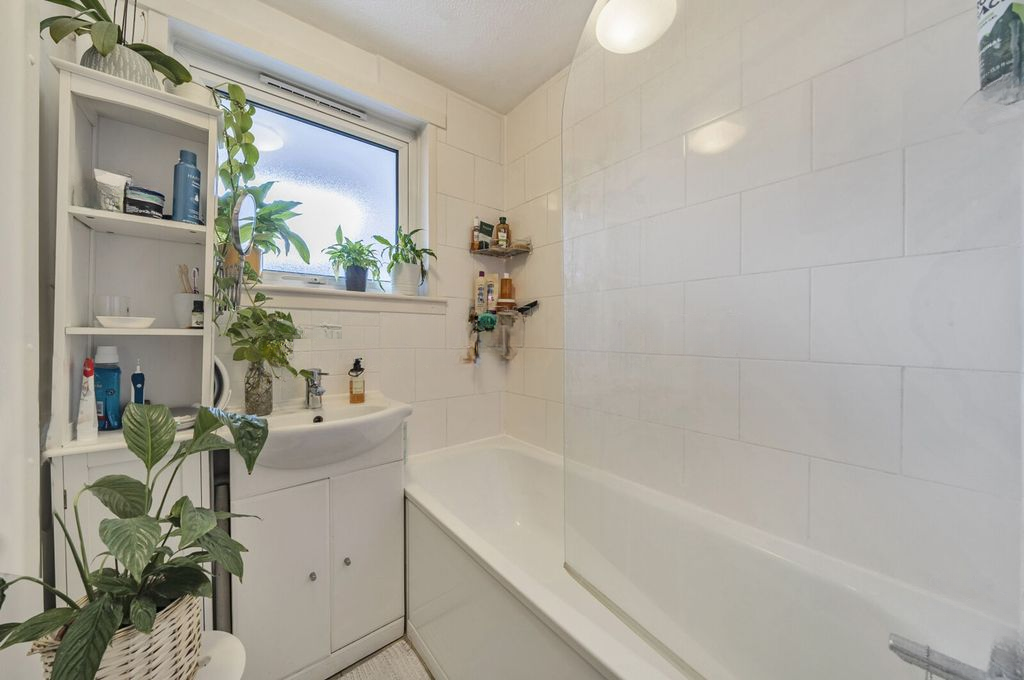 Квартира в Лондоне, Великобритания, 48 м² - фото 12