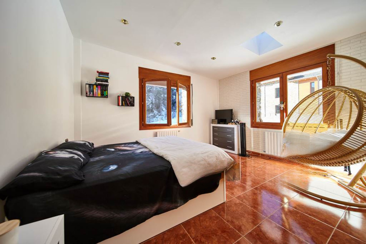 Квартира в Пали, Андорра, 240 м² - фото 12