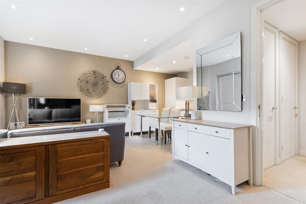 Квартира в Лондоне, Великобритания, 45 м² - фото 13