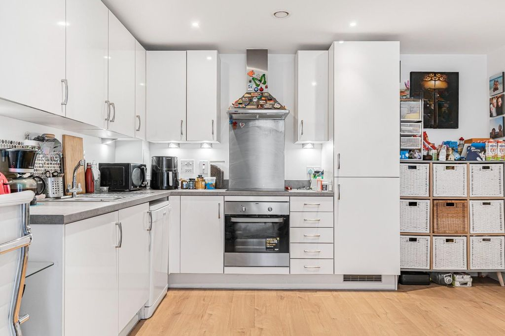 Квартира в Лондоне, Великобритания, 53 м² - фото 13