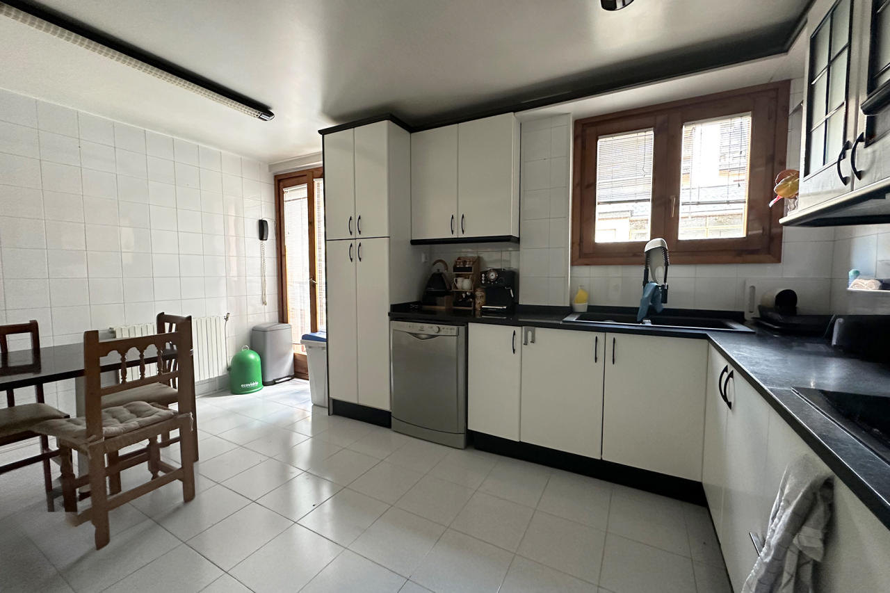 Квартира в Энкаме, Андорра, 164 м² - фото 13