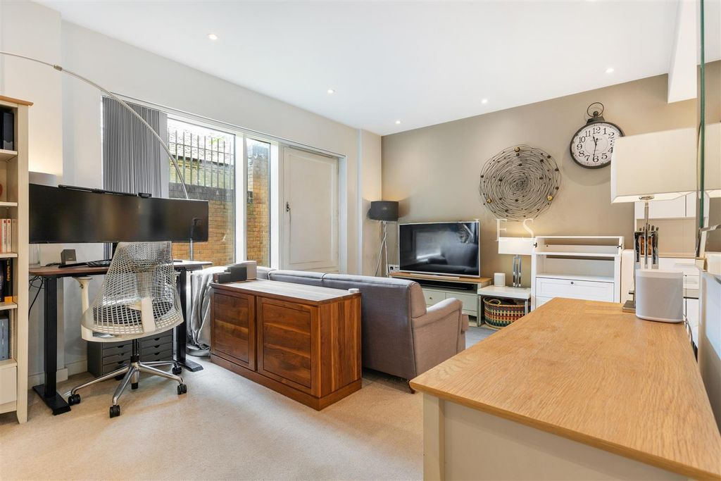 Квартира в Лондоне, Великобритания, 45 м² - фото 14