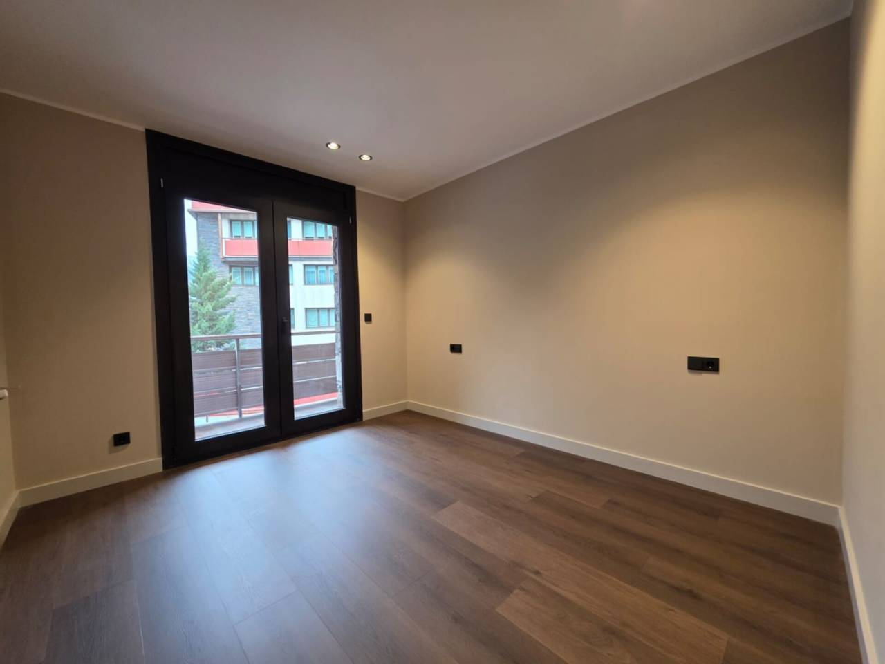 Квартира в Эскальдесе, Андорра, 152 м² - фото 18